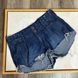 Hollister cut off frayed plaeted front jean shorts
